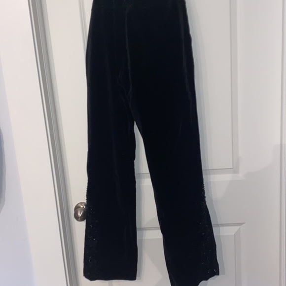 Velvet plants with split leg - Picture 4 of 5